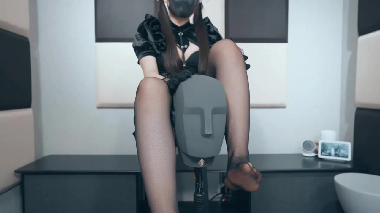 Yuki ASMR Black Maid Stocking Tease